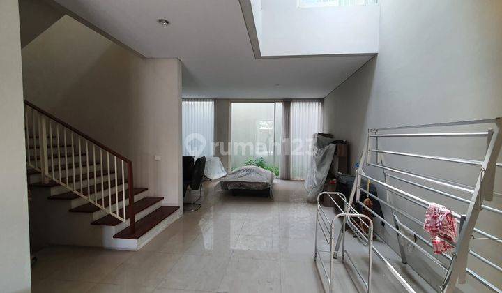 Dijual Rumah Semi Furnished 2 Lantai Di Citraland The Greenlake 2