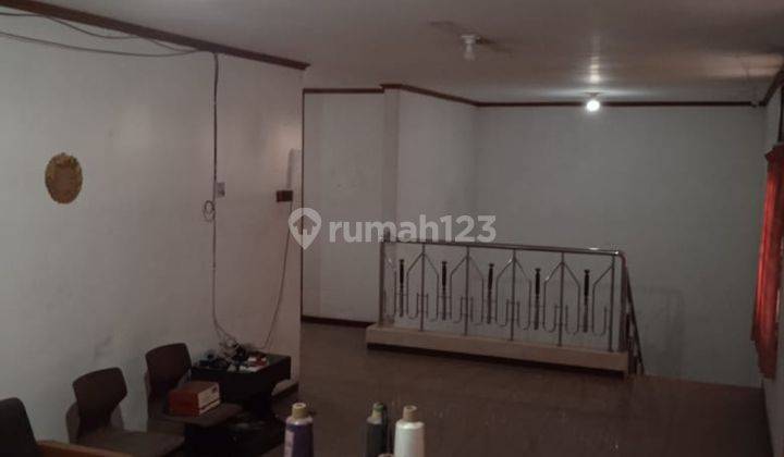 Dijual Rumah 3 Lantai Di Dukuh Kupang Barat 2