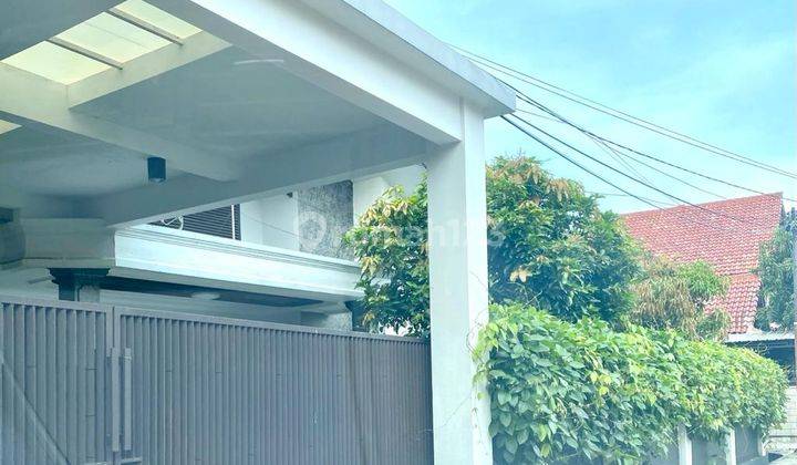 Rumah Semi Furnished di Batu Indah, Bandung 2