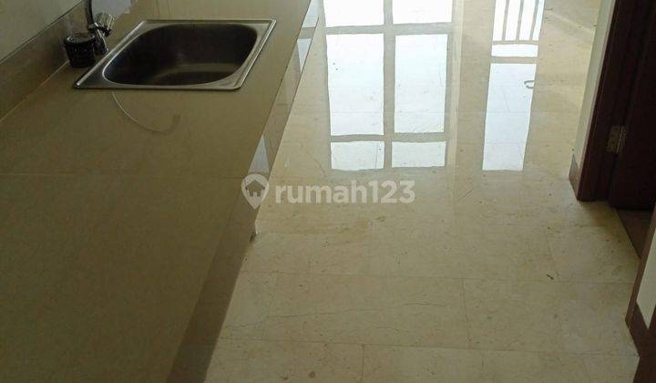 Apartement B Residence 1 BR Unfurnished Bagus 2