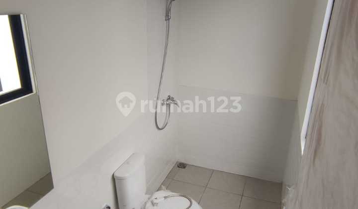 Dijual Rumah 2 Lantai di Park Serpong Lippo 2