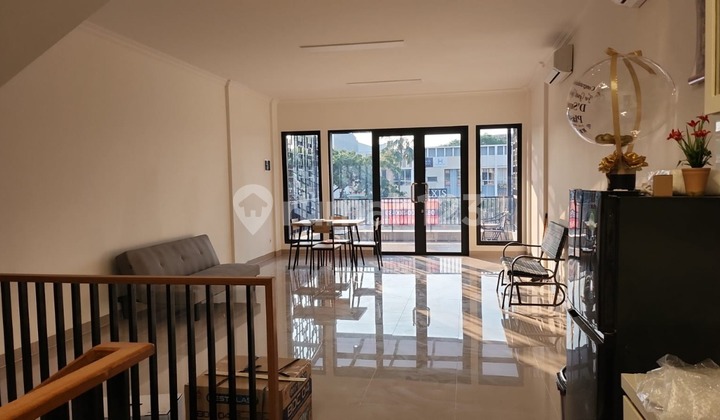 Dijual BU! Ruko Melody 2 Symphonia Gading Serpong Semi Furnished Dijual BU! Ruko Melody 2 Symphonia Gading Serpong Semi Furnished