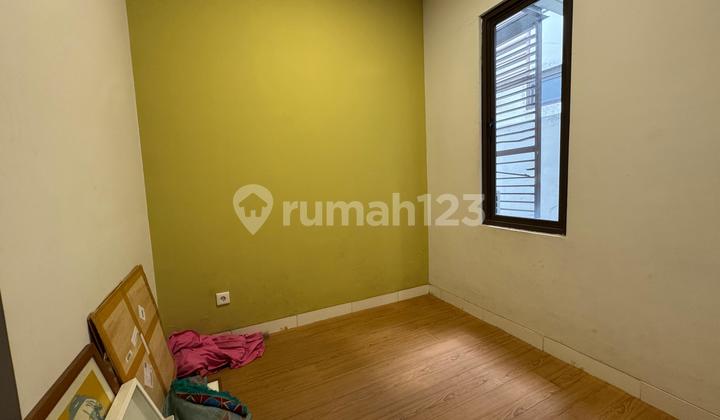 Semi-furnished House in Whelford Greenwich Cluster, BSD 2