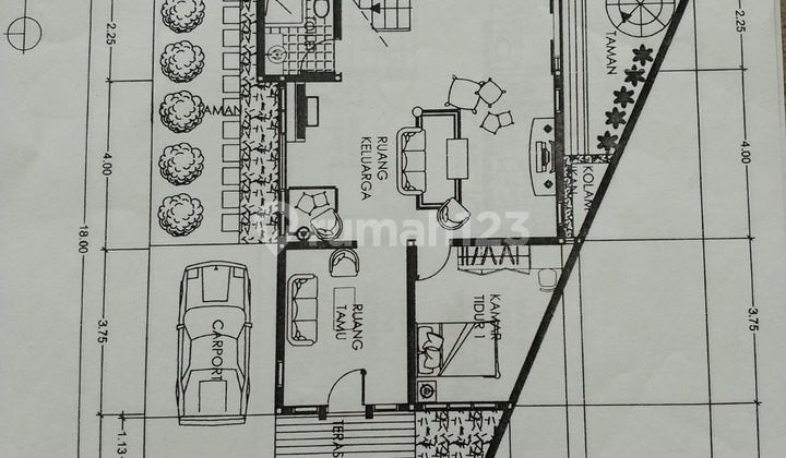 Spacious 200M2 2-Story House in Mekar Molek Complex 2