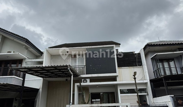 Serpong House for Rent, Building in Good Condition.