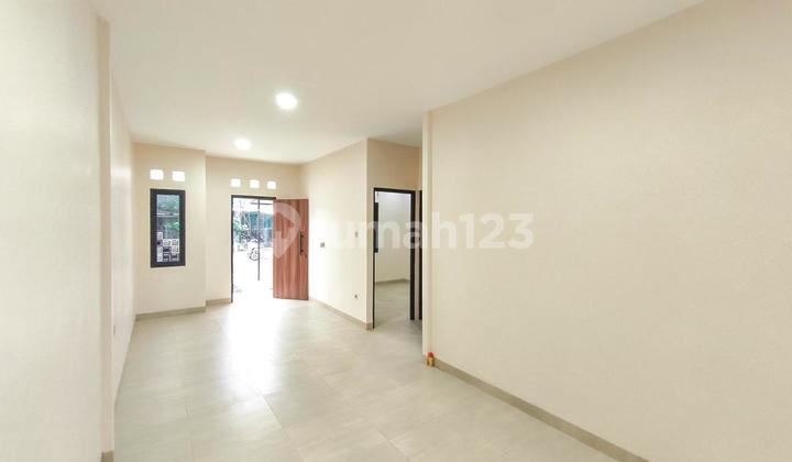 Modern Minimalist House in Kelapa Dua, Semi-Furnished Karawaci Residence 2