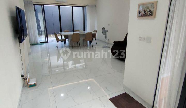 Eldora Suvarna Sutera Cluster House Semi Furnished 4+1 Bedrooms 2