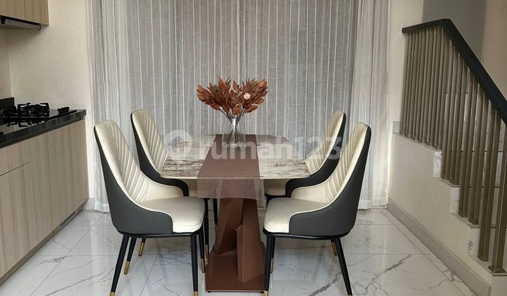 Rumah 3 Lantai Modern Siap Huni, Nyaman & Strategis! Cakung, Jakarta Timur, 007