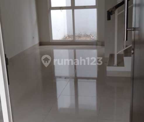 Cheap Rent House North Mississippi 3+1 BR, Cakung, East Jakarta, 029