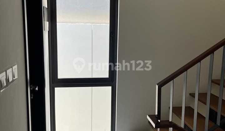 Dijual Rumah Siap Huni di Cluster Wisteria Basilia, Metland Menteng, Jakarta Timur. 003 2