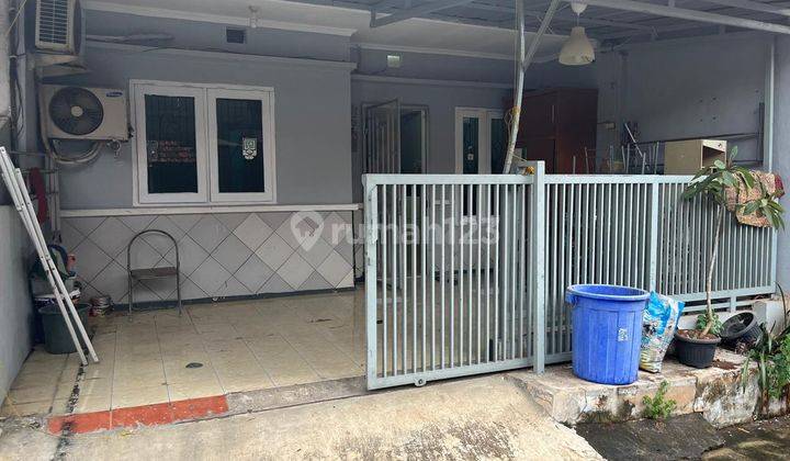 Rumah SHM Lokasi Strategis di Pondok Aren, Tangerang Selatan 1