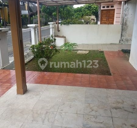 For Sale 1.5-Story Move-In Ready House in Kemang Pratama 2
