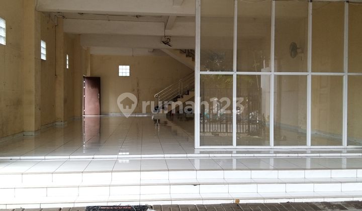 Disewakan Ruko 2.5 Lantai 2