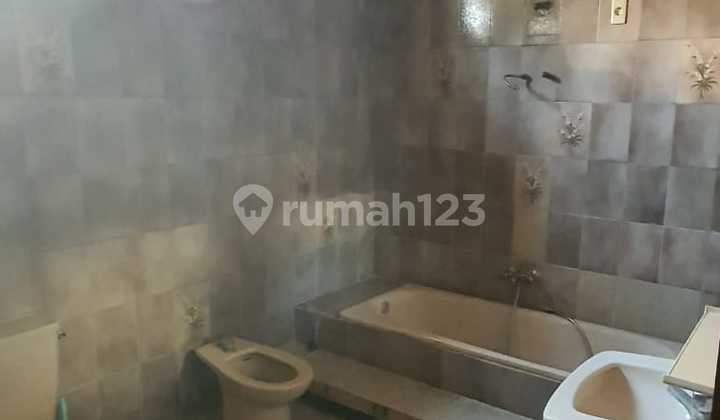 Disewakan Rumah 2Lantai 2