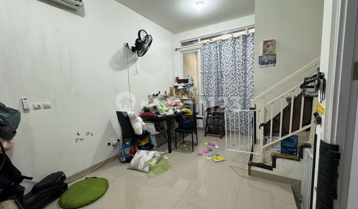 For Sale 2-Story House 2