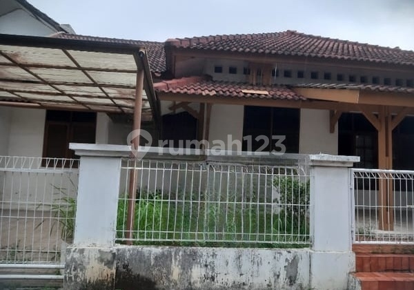 Di Jual Rumah 1.5 Lantai Siap Huni di Kemang Pratama Di Jual Rumah 1.5 Lantai Siap Huni di Kemang Pratama