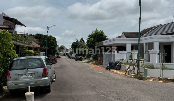 Cheap Sale of Boarding House in Beverly 2