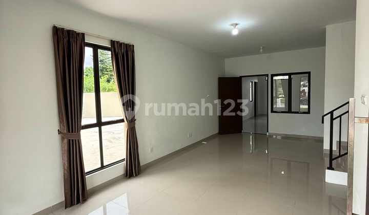 Disewakan Rumah Hook Semi Furnish Di Pasir Putih Residence 2