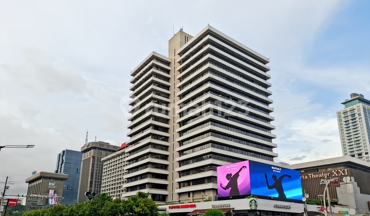 Ruang kantor pribadi untuk 4 orang di HQ Menara Cakrawala_4 Workstations Office Ruang kantor pribadi untuk 4 orang di HQ Menara Cakrawala_4 Workstations Office