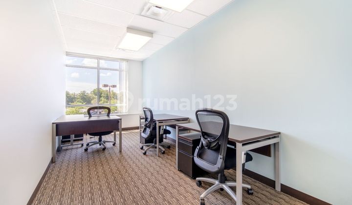 Temukan ruang rapat dengan layanan lengkap untuk 10 orang di HQ Plaza Oleos_EL (Entire Location)