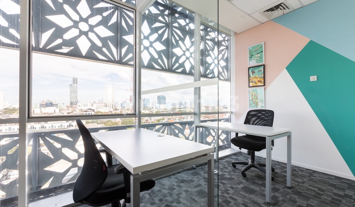 One Price Access to Professional Office Space for Two at Regus The Vida 5