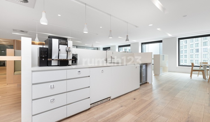 Ruang kantor terbuka dengan layanan lengkap untuk Anda dan tim di Regus Singosari_OP 10 (Office for 10 People) 6