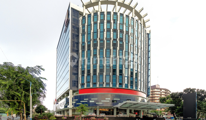 Ruang kantor pribadi untuk 2 orang di Regus Forum Nine_2 Workstations Office