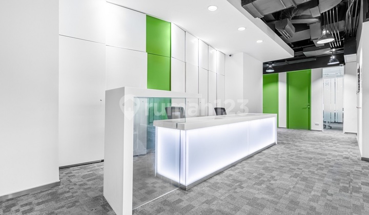 Ruang kantor terbuka dengan layanan lengkap untuk Anda dan tim di Regus Jakarta, Menara Sunlife_OP 10 (Office for 10 People)