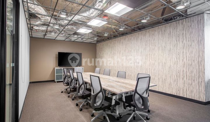 Temukan ruang rapat dengan layanan lengkap untuk 10 orang di HQ Plaza Oleos_EL (Entire Location)