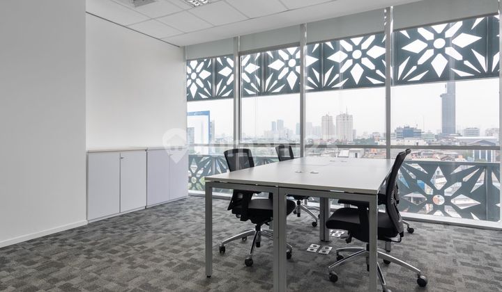 Singgah, bekerja, dan berkolaborasi di ruang rapat profesional di Regus The Vida_EL (Entire Location) Singgah, bekerja, dan berkolaborasi di ruang rapat profesional di Regus The Vida_EL (Entire Location)