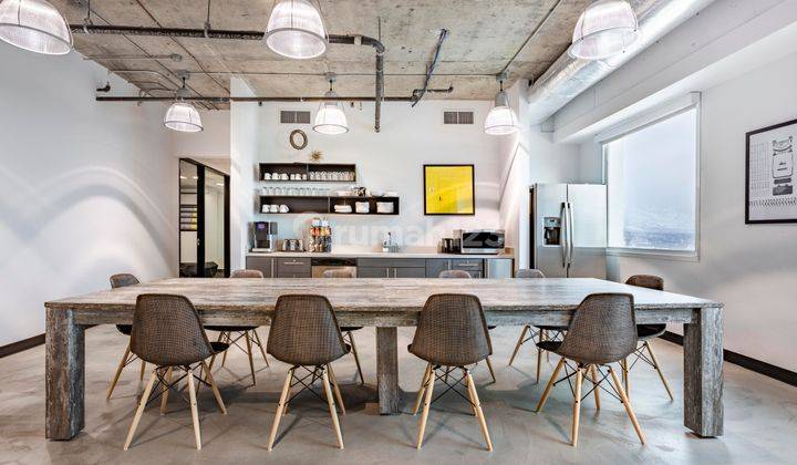 Akses Satu Harga Ke Ruang Kerja, Kantor Virtual, Dan Ruang Rapat di Regus Menara Asia Afrika 9