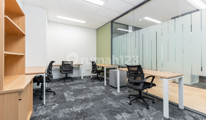 Ruang kantor profesional di HQ Senopati dengan jangka waktu yang sepenuhnya fleksibel_3 Workstations Office Ruang kantor profesional di HQ Senopati dengan jangka waktu yang sepenuhnya fleksibel_3 Workstations Office