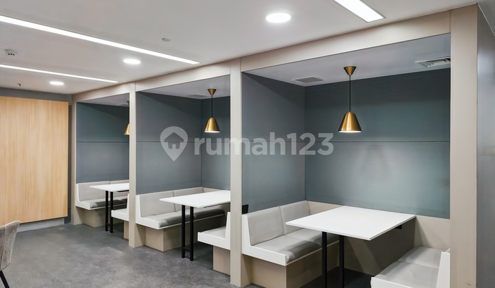 One Price Access to Workspace, Virtual Offices, and Meeting Rooms at Regus Sinarmas Land Plaza_el (Entire Location) 2