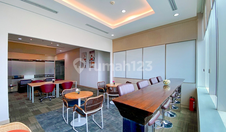 Bekerja lebih produktif di ruang kantor bersama di HQ Plaza Oleos_Co-Working
