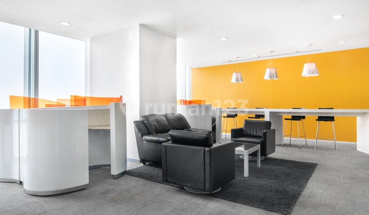Ruang kantor pribadi sesuai kebutuhan unik bisnis Anda di Regus Menara BCA Grand_2 Workstations Office