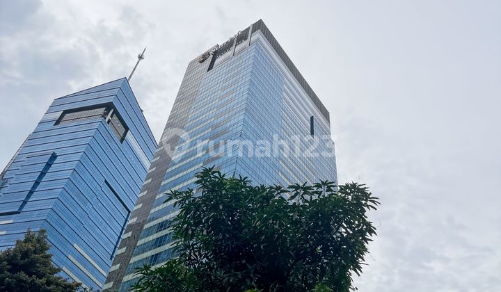 Join the Collaborative Coworking Environment at Regus Sunlife Tower Join the Collaborative Coworking Environment at Regus Sunlife Tower