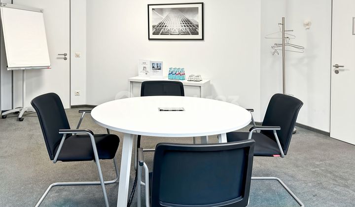 Akses Satu Harga ke Ruang Kantor Profesional untuk 2 Orang di Hq Barsa City Akses Satu Harga ke Ruang Kantor Profesional untuk 2 Orang di Hq Barsa City