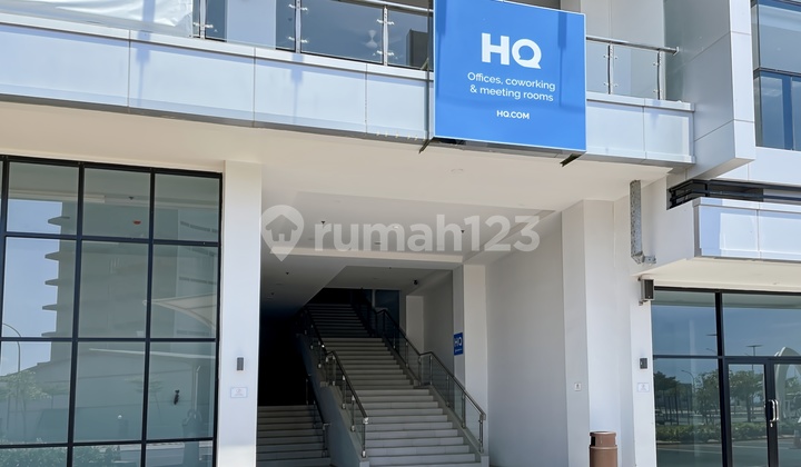 Ruang kantor pribadi berlayanan lengkap untuk Anda dan tim di HQ Delft Apartment_2 Workstations Office