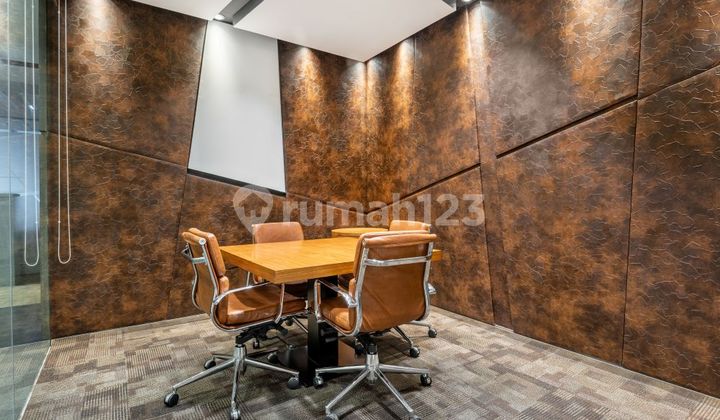 Ruang kantor pribadi sesuai kebutuhan unik bisnis Anda di Regus Ciputra World_3 Workstations Office 2