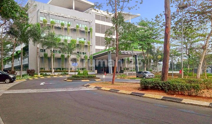 Singgah, bekerja, dan berkolaborasi di ruang rapat profesional di Regus Scientia Business Park_EL (Entire Location)