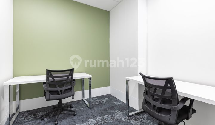 Akses satu harga ke ruang kantor profesional untuk 2 orang di HQ Bella Terra Lifestyle Center_2 Workstations Office
