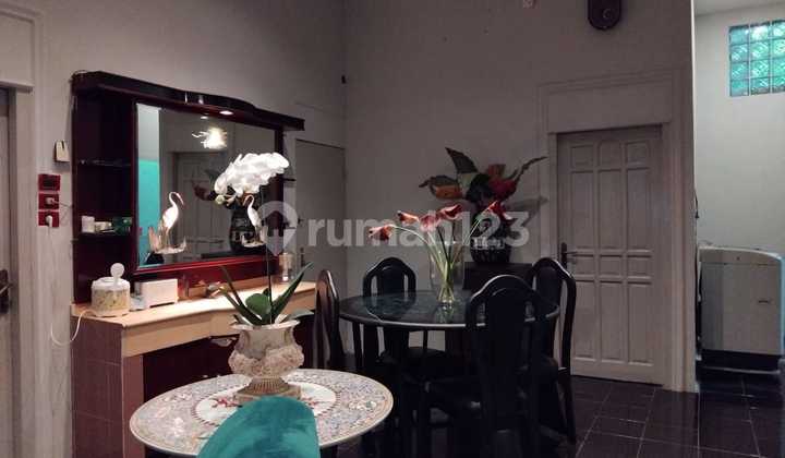 HOUSE LOCATED STRATEGICALLY, COMFORTABLE, FULLY RENOVATED IN EXCELLENT CONDITION AND READY TO OCCUPY IN RUNGKUT HARAPAN. 2