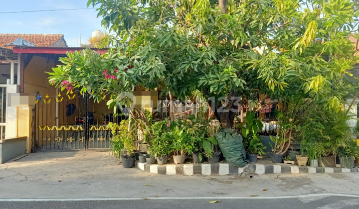RUMAH 1 LANTAI SIAP HUNI LOKASI PREMIUM BEBAS BANJIR RUNGKUT ASRI TIMUR SURABAYA
