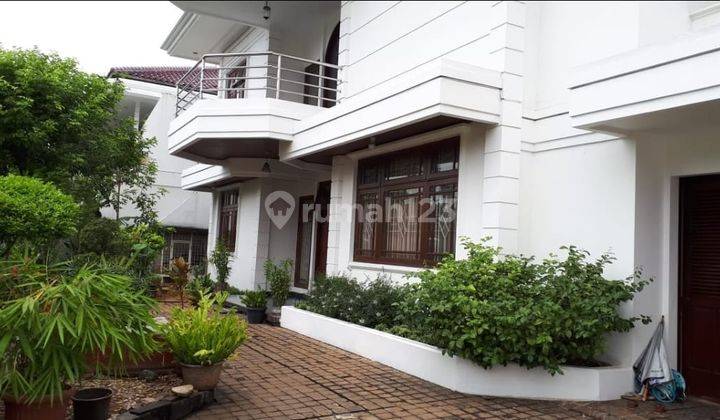 Dijual Rumah Mewah di Kedoya Baru, Jakarta Barat, Full Furnished 2