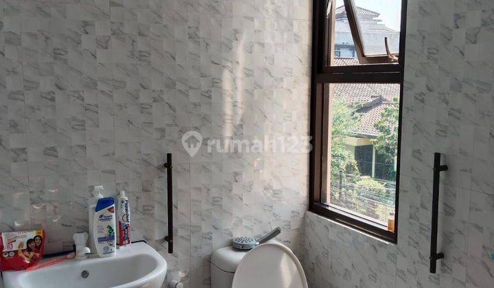 Rumah Lux 4 Lantai Komplek Pasteur Dekat Maranatha 2