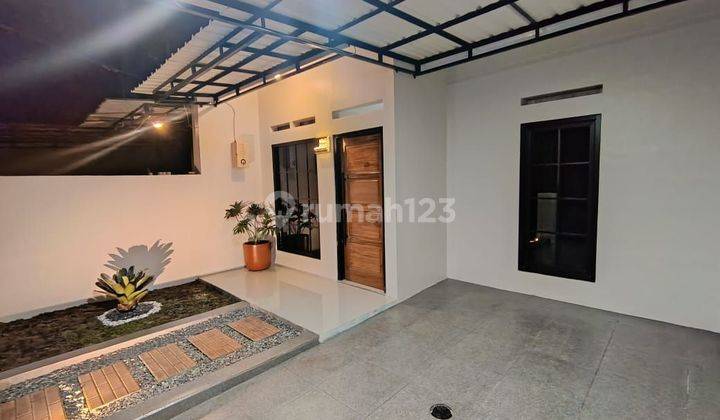 Rumah Minimalis Desain Eksentrik Soekarno Hatta Bandung 1