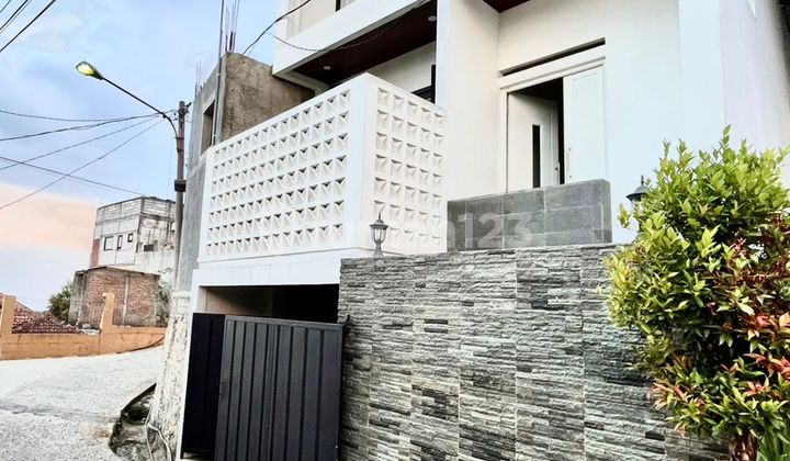 Rumah Baru Murah Padasuka Atas