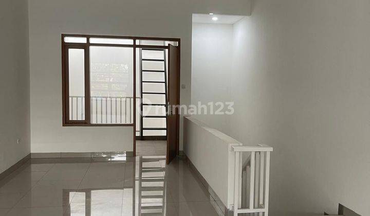 Dijual Ruko Kawasan Bisnis Mainroad Jl.jakarta Bandung SHM 2