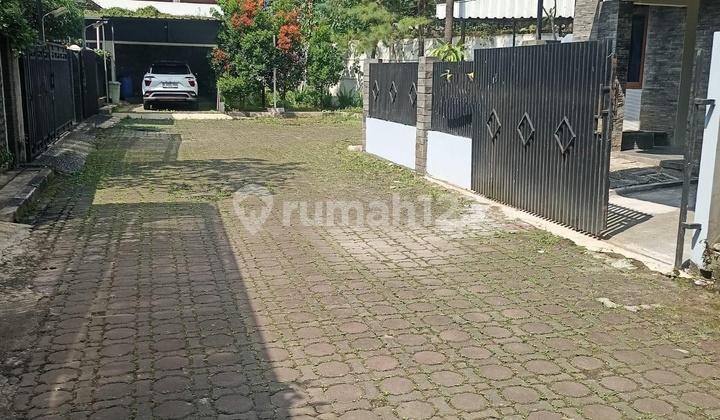 Minimalist House Hook Downtown Antapani Bandung 2