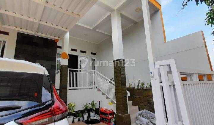 Rumah Minimalis Bagus Daerah Cimahi 2